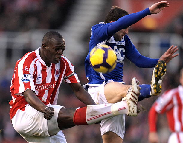 多是双方攻 多是双方攻